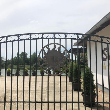 Vila Sunce Morović Dış mekan fotoğraf